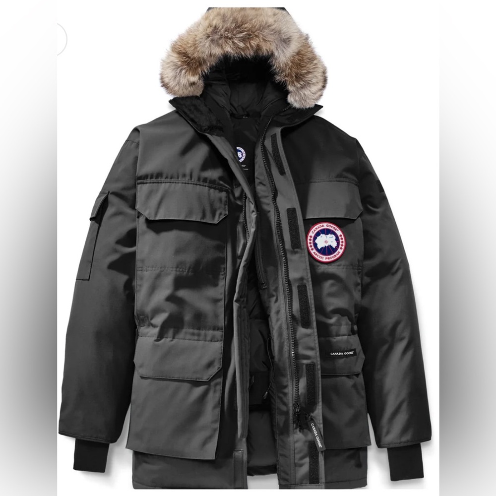 Canada Goose men parka size L